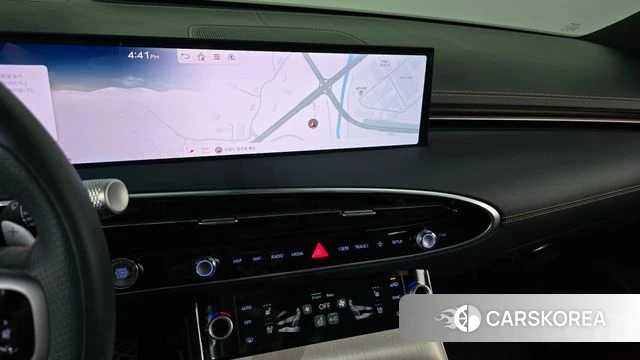 Genesis GV70 2024 Черный из Кореи, фото 3