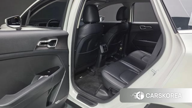 Kia Sportage 5th Generation 2022 Белый из Кореи, фото 3