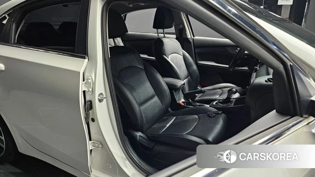 Kia Come New K3 2018 Белый из Кореи, фото 3