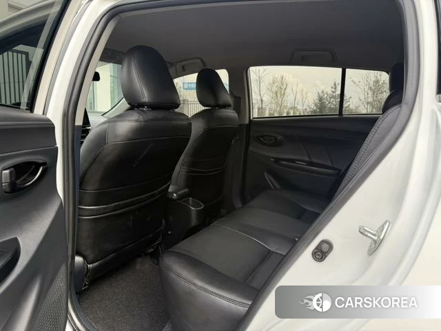Toyota YARIS L Zhixuan 2022 Белый из Китая, фото 3