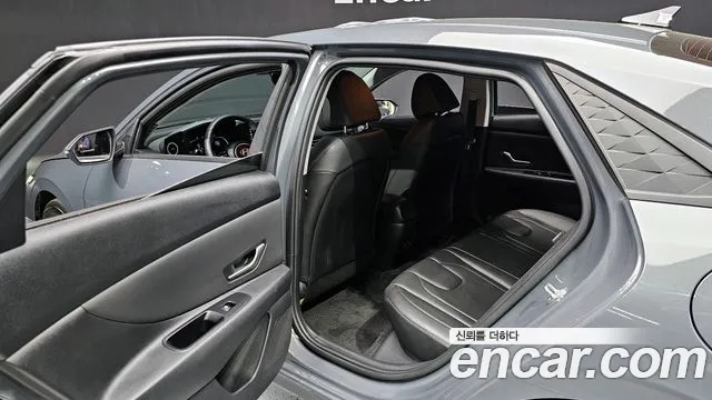 Hyundai The New Avante (CN7) 2024 Серый из Кореи, фото 3