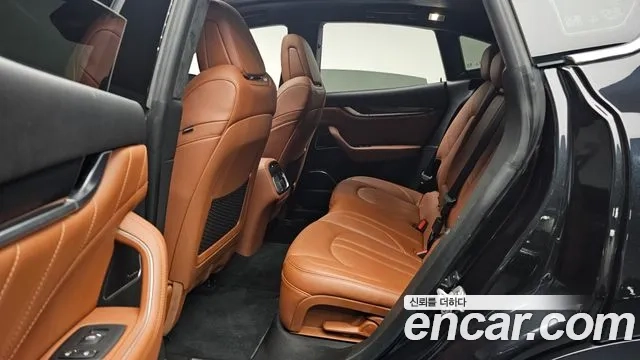 Maserati Levante id 2879873 из Кореи 3