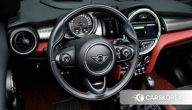 Mini Cooper S Convertible 2019 Красный из Кореи, фото 3