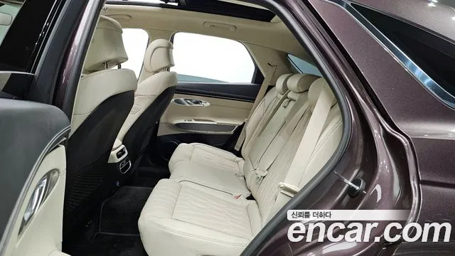 Genesis GV70 2023 Фиолетовый из Кореи, фото 3