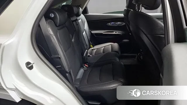 Genesis GV70 2024 Белый из Кореи, фото 3