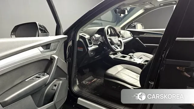 Audi Q5 (FY) 2022 Черный из Кореи, фото 3