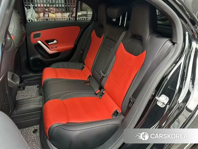 Mercedes-Benz Class A AMG (imported) 2024 Черный из Китая, фото 3