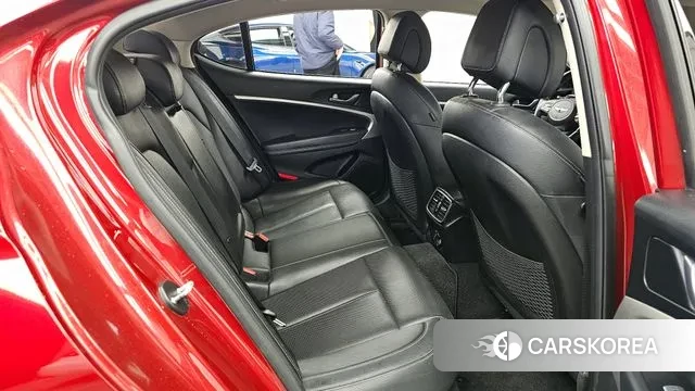 Genesis The New G70 2022 Красный из Кореи, фото 3