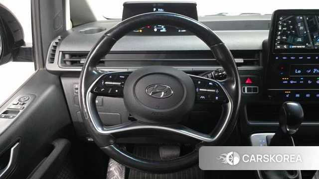 Hyundai Staria 2021 Серебристо-серый из Кореи, фото 3