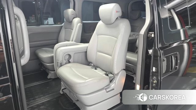 Hyundai The New Grand Starex 2020 Черный из Кореи, фото 3