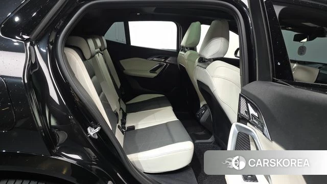 BMW X2 (U10) 2025 Черный из Кореи, фото 3