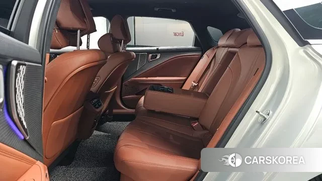 Kia The New K8 Hybrid 2025 Серебристо-серый из Кореи, фото 3