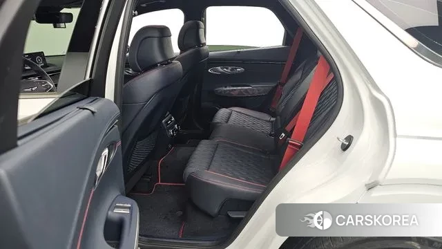 Genesis GV70 2022 Белый из Кореи, фото 3