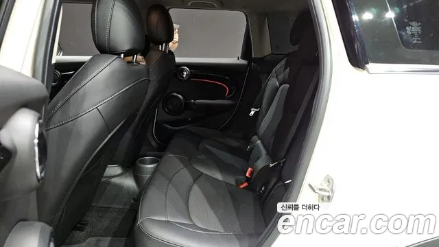 Mini Cooper id 2660354 из Кореи 3