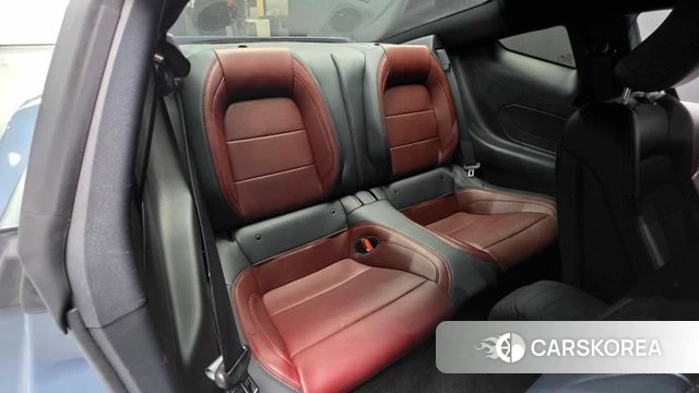 Ford Mustang 7th Generation 2024 Синий из Кореи, фото 3