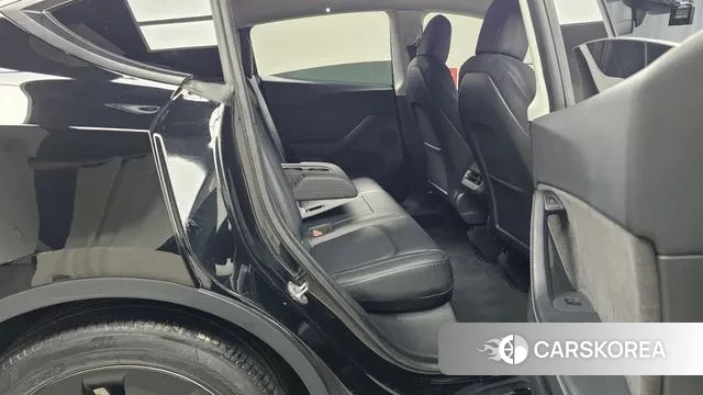 Tesla Model Y 2021 Черный из Кореи, фото 3