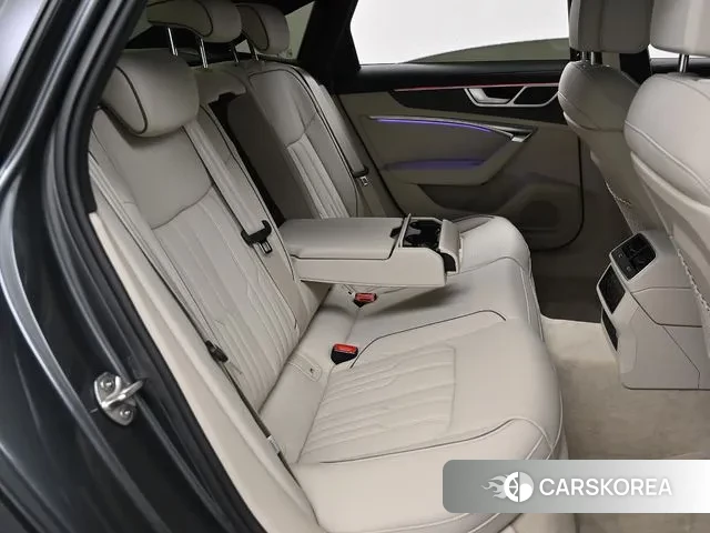 Audi A6 (C8) 2024 Серый из Кореи, фото 3