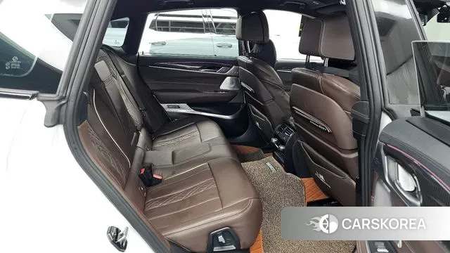 BMW 6 Series GT (G32) 2022 Белый из Кореи, фото 3