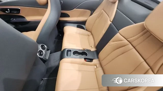 Mercedes-Benz CLE-Class C236 2024 Белый из Кореи, фото 3