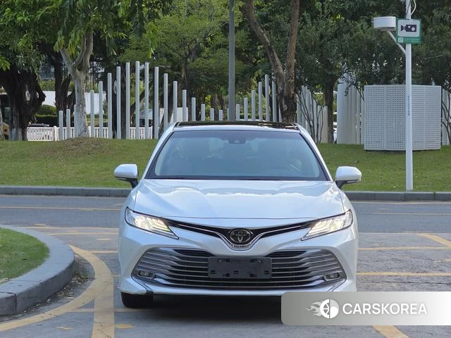 Toyota Camry 2020 Белый из Китая, фото 3