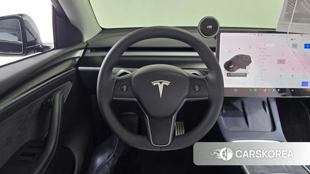 Tesla Model Y 2024 Черный из Кореи, фото 3
