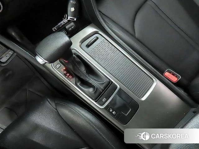 Kia The New K5 2nd generation 2019 Белый из Кореи, фото 3