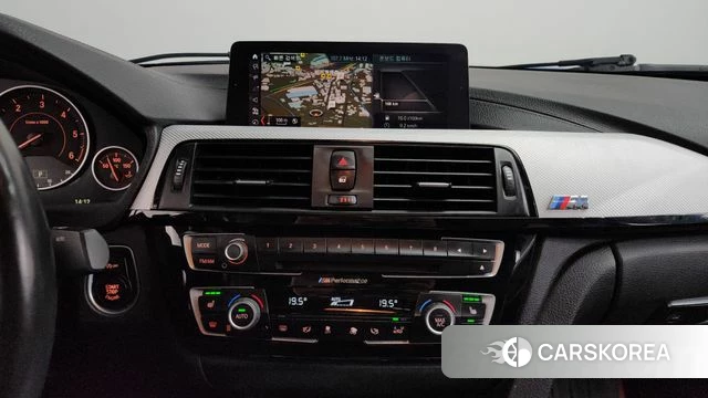 BMW 3 Series (F30) 2018 Синий из Кореи, фото 3