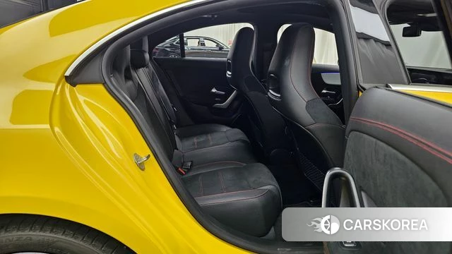 Mercedes-Benz CLA-Class C118 2021 Желтый из Кореи, фото 3