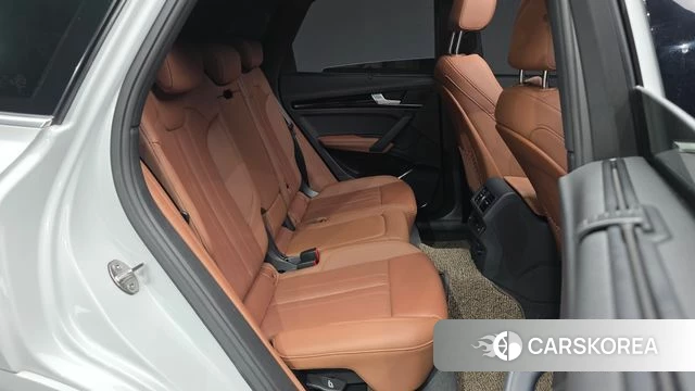 Audi Q5 (FY) 2024 Белый из Кореи, фото 3