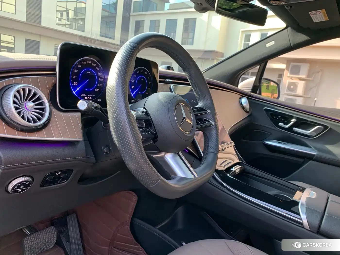 Mercedes-Benz EQE 2024 Белый из Китая, фото 3