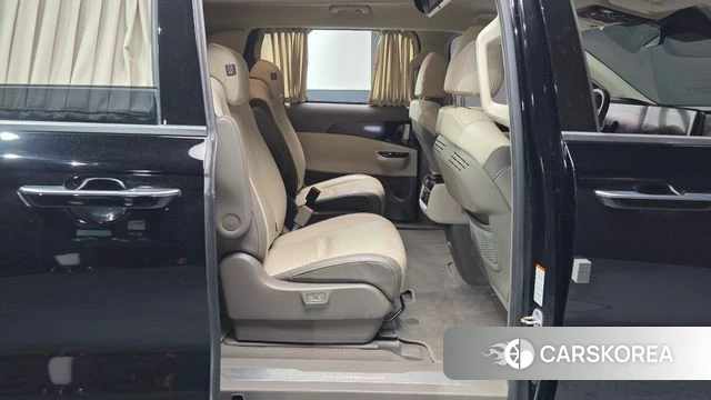 Kia Carnival 4th generation 2022 Черный из Кореи, фото 3