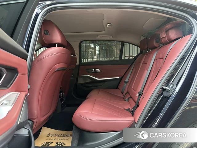 BMW 3 series 2025 Черный из Китая, фото 3