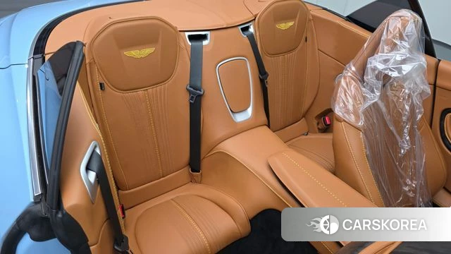 Aston Martin DB11 2022 Небесно-голубой из Кореи, фото 3