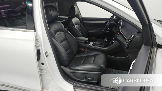 Hyundai Grandeur IG 2018 Белый из Кореи, фото 3