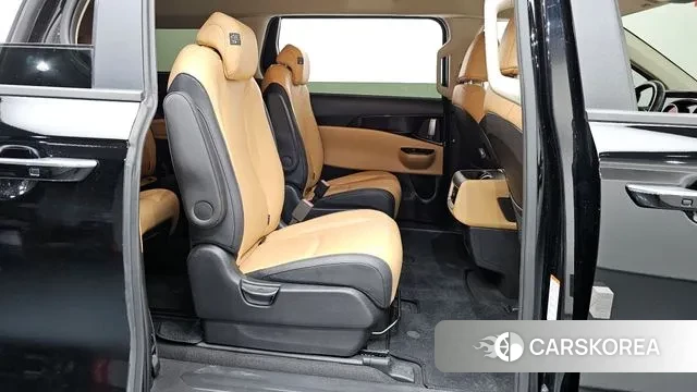 Kia Carnival 4th generation 2023 Черный из Кореи, фото 3
