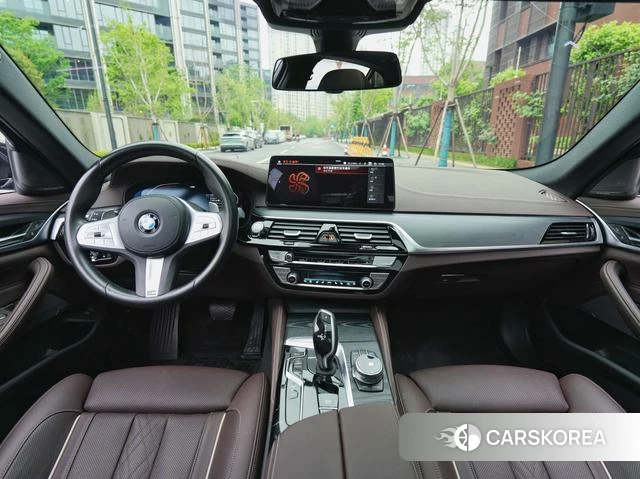 BMW 5 series 2023 Черный из Китая, фото 3