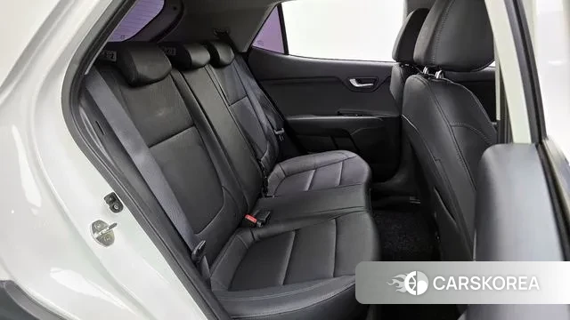 Kia Stonic 2018 Белый из Кореи, фото 3