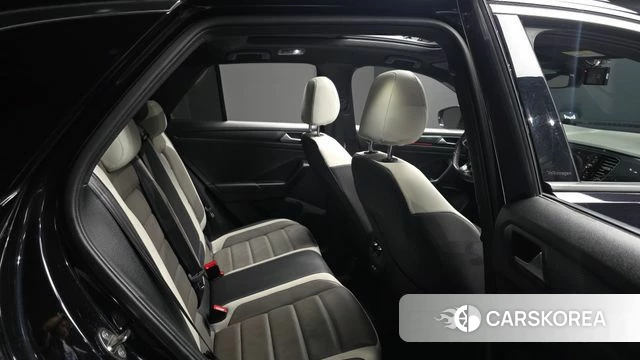 Volkswagen T-Roc 2021 Черный из Кореи, фото 3
