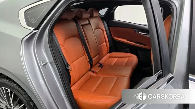 Kia The New K3 2nd generation 2021 Серый из Кореи, фото 3