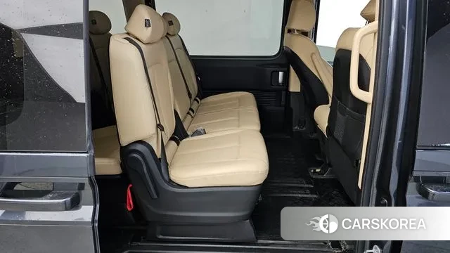Hyundai Staria 2023 Серый из Кореи, фото 3