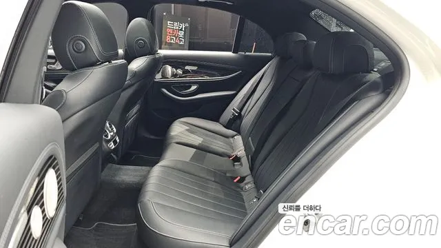 Mercedes-Benz E-Class W213 2022 Белый из Кореи, фото 3