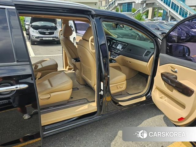 Kia The New Carnival 2018 Черный из Кореи, фото 3