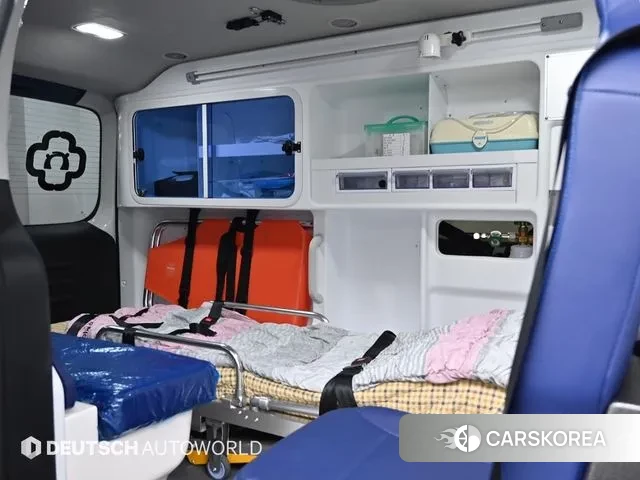 Hyundai Staria 2024 Белый из Кореи, фото 3