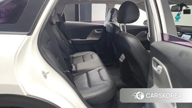 Kia Niro 2018 Белый из Кореи, фото 3