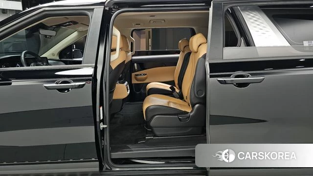 Kia Carnival 4th generation 2022 Черный из Кореи, фото 3