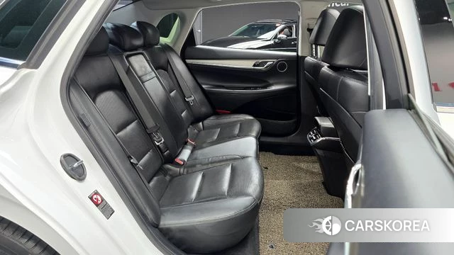 Hyundai The New Grandeur IG Hybrid 2022 Белый из Кореи, фото 3