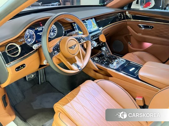 Bentley Flying Spur 3rd Generation 2020 Белый из Кореи, фото 3