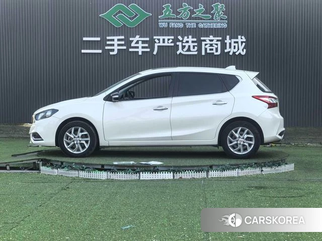 Nissan TIIDA 2022 Белый из Китая, фото 3