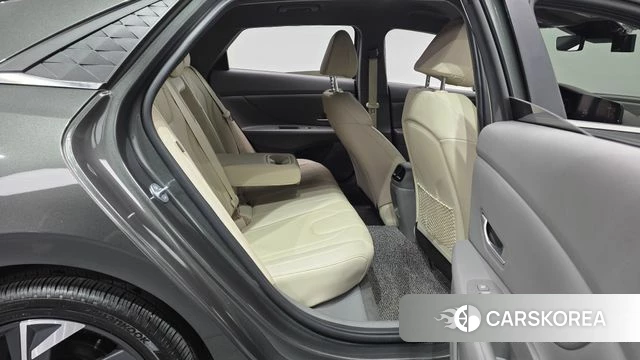 Hyundai The New Avante (CN7) 2023 Серый из Кореи, фото 3