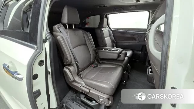 Honda Odyssey 2018 Белый из Кореи, фото 3